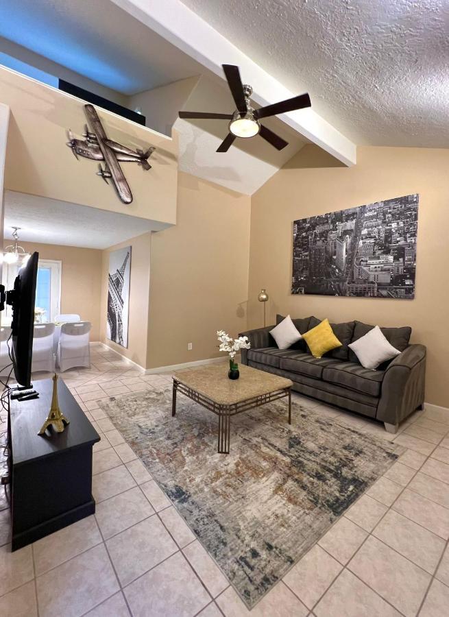 Centrally Located Houston Retreat! Sleeps 8, 10 Min To Downtown, Free Parking Eksteriør billede