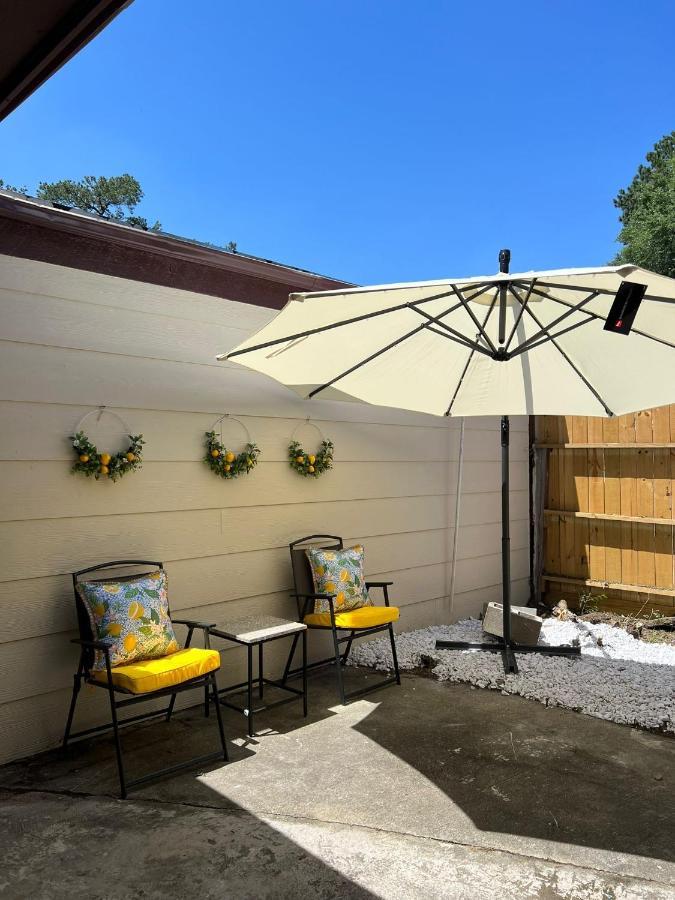 Centrally Located Houston Retreat! Sleeps 8, 10 Min To Downtown, Free Parking Eksteriør billede