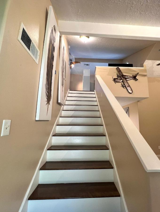 Centrally Located Houston Retreat! Sleeps 8, 10 Min To Downtown, Free Parking Eksteriør billede